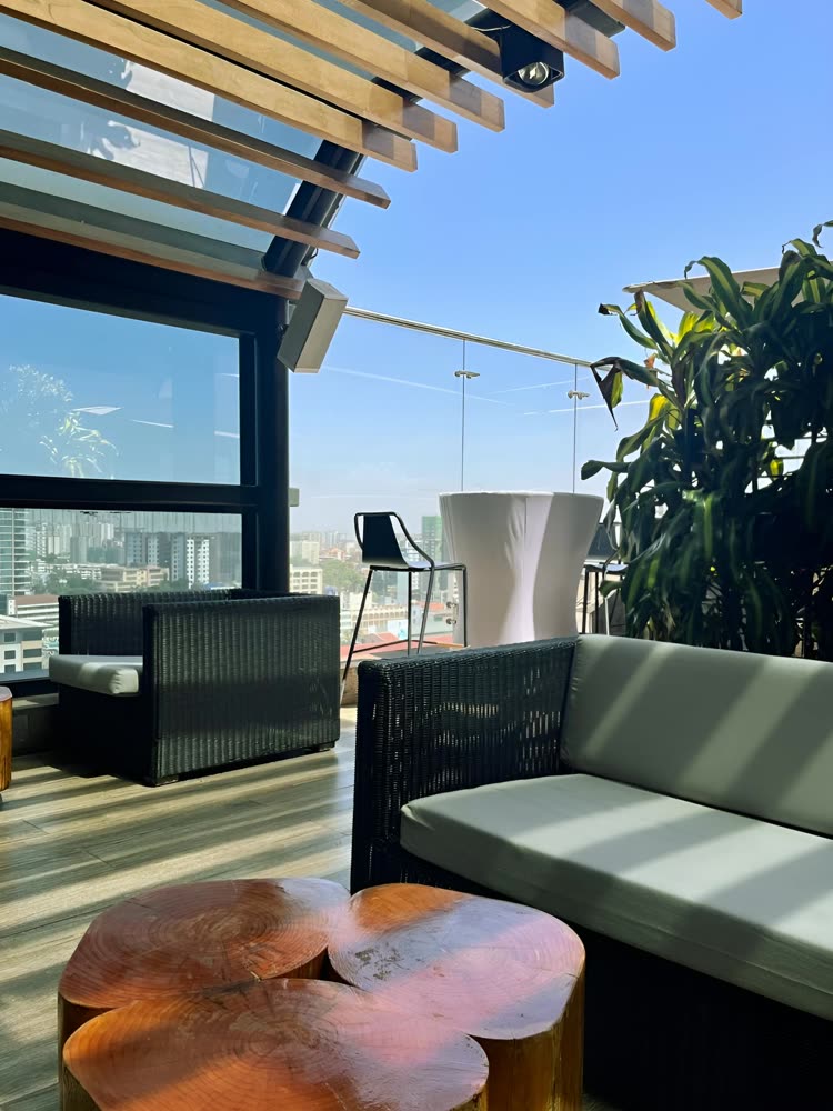 Rooftop lounge